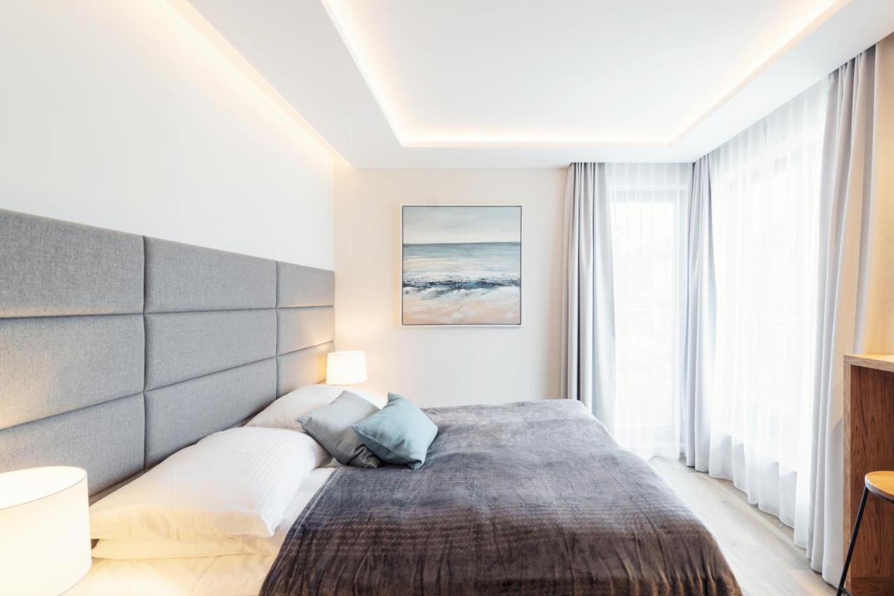 With Terrace In A Luxury Closed Estate By Grand Apartament